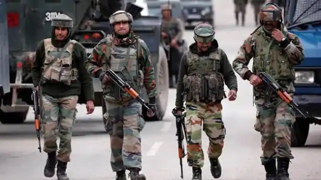 BIG BREAKING: 5 soldiers martyred in terrorist encounter in Rajouri, search operation of security forces continues