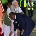 PM Modi Papua New Guinea Visit: PM Modi reached Papua New Guinea, Prime Minister James Marape welcomed him by touching his feet