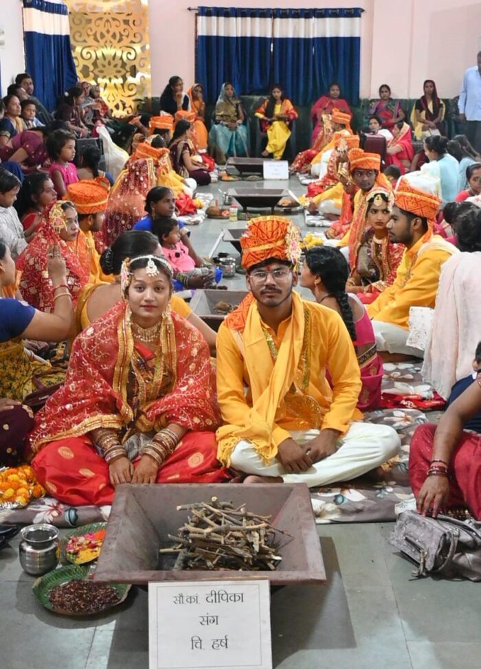  Chief Minister Kanya Marriage Scheme : मुख्यमंत्री कन्या विवाह योजना के तहत 18 जोड़े बंधे परिणय सूत्र में 