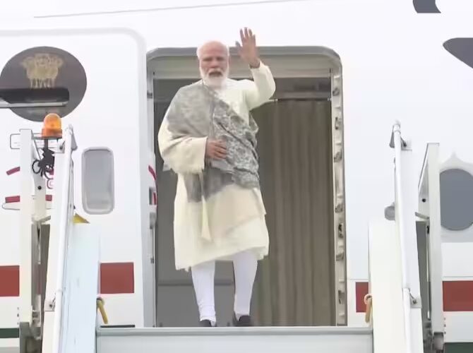 PM Modi : आज रात विदेश यात्रा से लौटेंगे पीएम मोदी, भाजपा ने की भव्य स्वागत की तैयारी