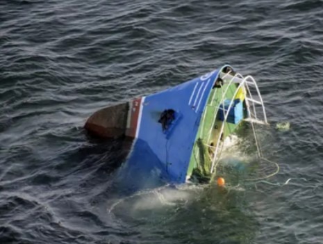 BIG NEWS : बीच नदी में डूबी 300 मेहमानों से भरी नाव, 103 लोगों की मौत, कई लापता, रेस्क्यू ऑपरेशन जारी