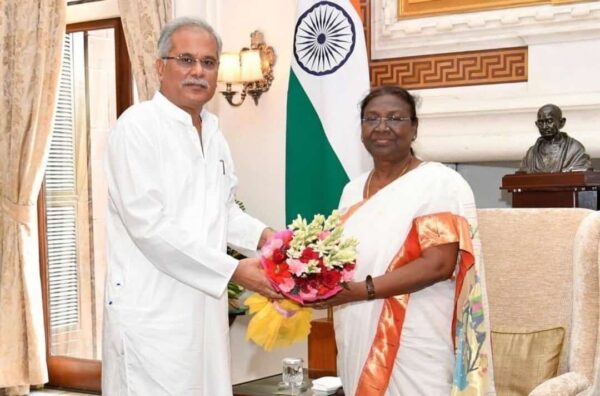 CG NEWS : मुख्यमंत्री बघेल ने राष्ट्रपति द्रोपदी मुर्मु को दी जन्मदिन और रथ यात्रा की बधाई, स्वस्थ और सुदीर्घ जीवन की कामना की 