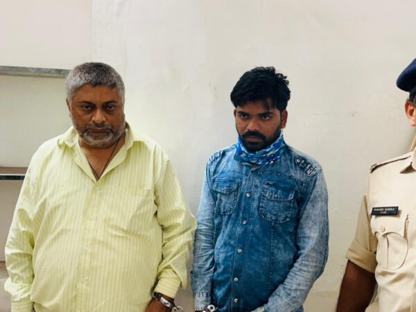 CG NEWS: Fraud of lakhs of rupees from officials on the pretext of saving them from ED action, two smugglers arrested from Maharashtra