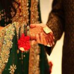 Viral Video : लड़की ने अपने पिता से ही रचा ली शादी, बन गई चौथी बीवी, बताई यह वजह 