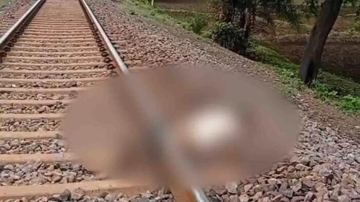 CG BREAKING : रेलवे ट्रैक पर बुजुर्ग की कटी लाश मिलने से फैली सनसनी, पुलिस शिनाख्त में जुटी 