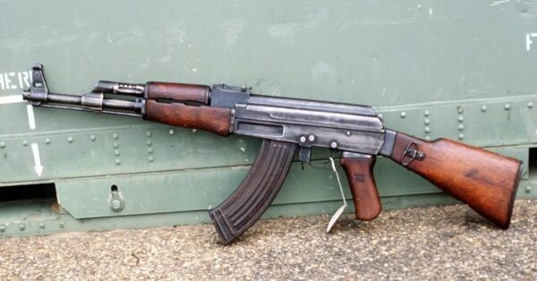 AK-47 राइफल