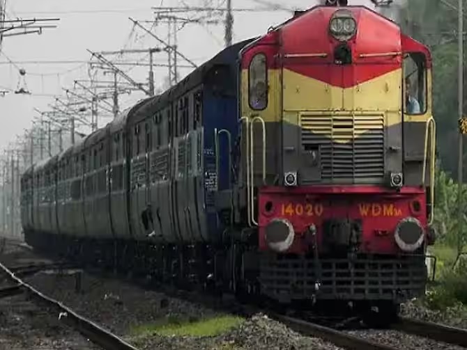RAIPUR NEWS : रेल यात्रियों को बड़ी सौगात, रायपुर से नवा रायपुर के बीच जल्द चलेगी मेमू ट्रेन, इस दिन PM दिखाएंगे हरी झंडी