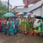 HARELI TIHAR 2023 : संत जोसेफ महा गिरजाघर में महिला मंडल ने पौधा लगाकर एक दूसरे को हरेली त्यौहार की दी बधाई 