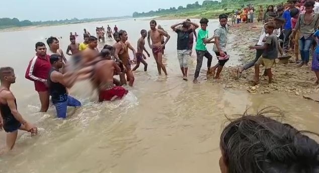 CG BIG NEWS : अरपा नदी में में नहाने के दौरान डूबी तीन बहने, सभी की मौत, इलाके में पसरा मातम, ग्रामीणों में आक्रोश 