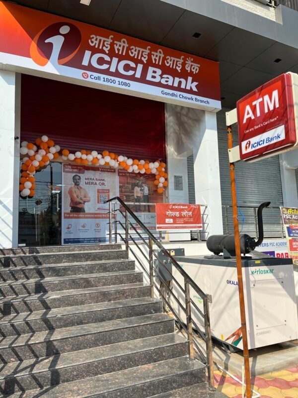 BILASPUR NEWS : आईसीआईसीआई बैंक ने बिलासपुर में खोली अपनी एक और शाखा, एटीएम और कैश रिसाइक्लर मशीन 24 घंटे रहेंगे उप्लब्ध 