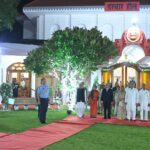 RAIPUR NEWS : राष्ट्रपति मुर्मु के स्वागत में राजभवन में आयोजित किया गया रात्रिभोज, जनप्रतिनिधिगण एवं गणमान्य नागरिक हुए शामिल
