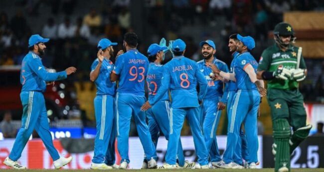  ASIA CUP 2023, IND vs PAK: वनडे में टीम इंडिया सबसे बड़ी जीत, पाक को 228 रनों से रौंदा, कुलदीप ने झटके 5 विकेट