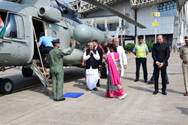 CG BREAKING: President Draupadi Murmu, Governor Harichandan and Chief Minister Baghel left for Bilaspur.