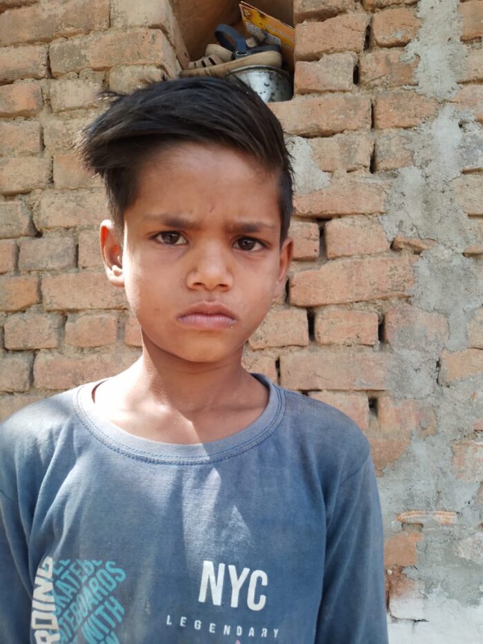 भगवाँ :  घर के सामने से गायब हुआ 8 साल का बच्चा,  20 घंटे बाद भी नहीं लगा सुराग, पुलिस पर भड़के ग्रामीणों ने लगाया जाम