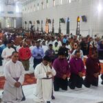 RAIPUR NEWS : राष्ट्रीय प्रार्थना महोत्सव के दूसरे दिन सेंट पॉल्स कैथेड्रल में देश - विदेश में शांति स्थापित होने को लेकर की गई प्रार्थना 