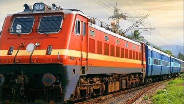 CG Train Cancelled : नए साल के पहले रेल यात्रियों को झटका, कई ट्रेनें हुई रद्द 