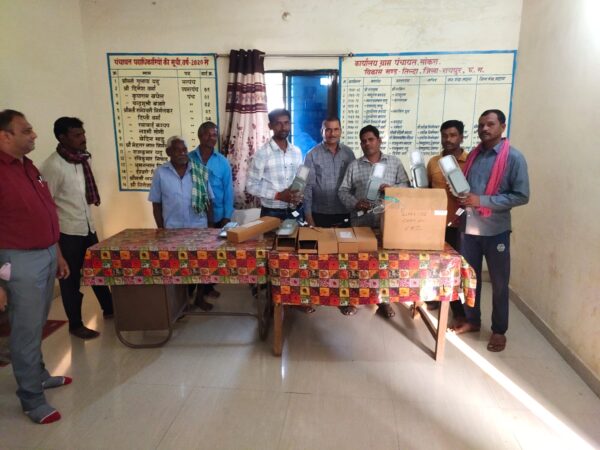 CG NEWS : महिंद्रा स्पंज एंड पावर लिमिटेड सरोरा ने ग्राम पंचायत सांकरा को प्रदान किया, ग्रामीणों को अंधेरे से मिलेगा छुटकारा 