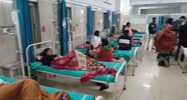 CG NEWS : दुर्ग में डायरिया का प्रकोप; एक ही परिवार के 4 लोग संक्रमित, उल्टी दस्त से 50 से ज्यादा लोग प्रभावित