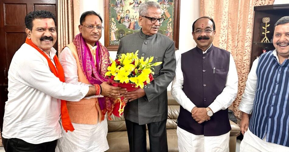 CG NEWS : मंत्रिमंडल के विस्तार को लेकर चर्चा; मुख्यमंत्री विष्णु देव साय, डिप्टी सीएम अरुण साव और विजय शर्मा ने सह प्रभारी नितिन नबीन से की मुलाकात 