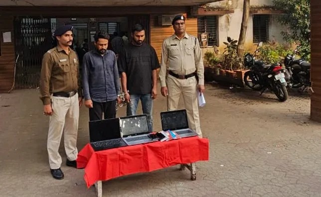 RAIPUR CRIME BREAKING : ऑनलाइन सट्टा संचालित करते दो सटोरियों को पुलिस ने धरदबोचा, मोबाइल, लैपटॉप जब्त 