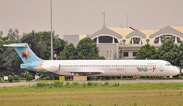  Bangladesh Airlines : आखिरकार बांग्लादेशी विमान की नीलामी की तैयारियां हुई शुरू, 180 करोड़ रुपए कीमत, साढ़े तीन करोड़ से ज्यादा है पार्किंग शुल्क 