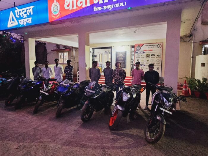 RAIPUR NEWS : नया रायपुर की सड़कों पर ओवर स्पीड और स्टंट करने वालों पर पुलिस की बड़ी कार्रवाई, 16 बाइकर्स को पकड़ा 