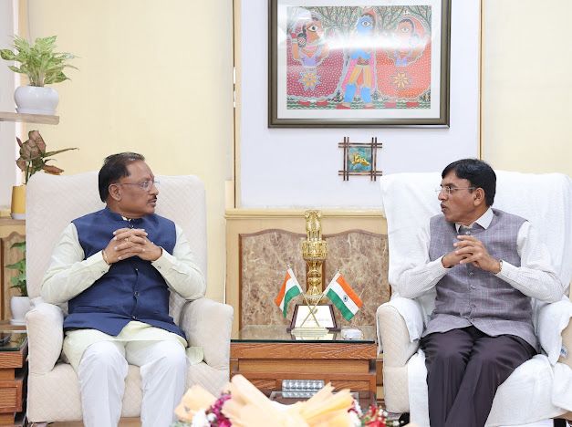 CG NEWS : CM Vishnudev Sai ने केन्द्रीय स्वास्थ्य मंत्री Mansukh Mandaviya से की मुलाकात 