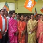 Mahasamund News : 7 जनपद सदस्य और 10 सरपंच समेत सैंकड़ों कांग्रेसी BJP में शामिल