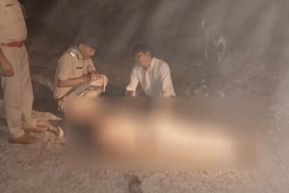 CG CRIME NEWS : पत्नी पर गंदी नजर रखता था पड़ोसी, तो पति ने कुल्हाड़ी से वार कर उतारा मौत के घाट, गिरफ्तार 