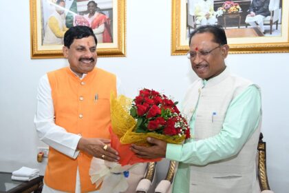 CG NEWS : मुख्यमंत्री साय से मप्र के मुख्यमंत्री डॉ. यादव ने की सौजन्य मुलाकात, CM हाउस पहुंचने पर मुख्यमंत्री ने किया आत्मीय स्वागत