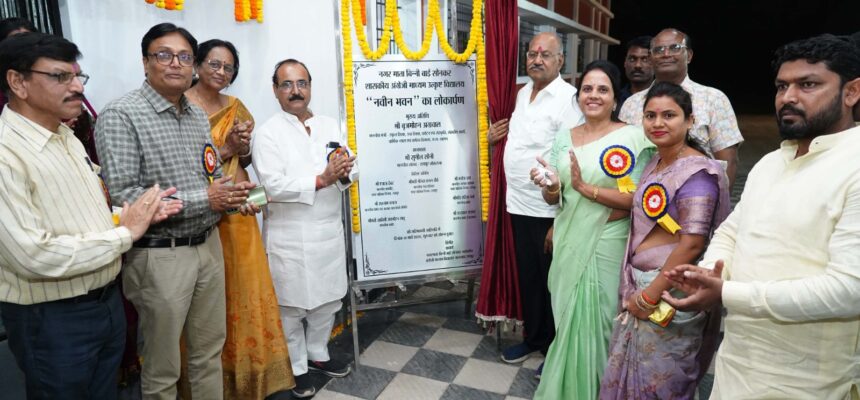 RAIPUR NEWS : मंत्री बृजमोहन अग्रवाल ने रायपुर में करोड़ों की लागत से बने निर्माण कार्यों का किया लोकार्पण, विकास कार्यों के लिए 1.90 करोड़ रूपए देने की घोषणा की 