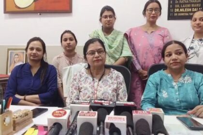 Indore News : महिला की आंतों और गर्भाशय से निकली 22 हड्डियां, डॉक्टरों के भी उड़ें होश, पेट दर्द से परेशान थी महिला 
