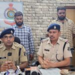 CG CRIME NEWS : क्रिकेट सट्टा पर रेडमार कार्रवाई, IPL मैच में ऑनलाइन सट्टा संचालित करते दो आरोपी गिरफ्तार 