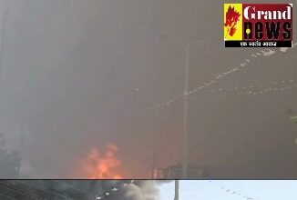 RAIPUR FIRE VIDEO : भीषण आग के बाद इलाके में दहशत का माहौल, घरों को खाली करने में जुटे लोग, देखें दिल दहला देने वाला मंजर 