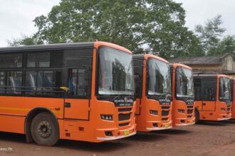 Electric Bus in Raipur : राजधानीवासियों के ई-बस में घूमने का इंतजार खत्म, भाठागांव बस स्टैंड से जल्द दौड़ेगी 21 ई-बसें, पासपोर्ट की तर्ज पर बनेगा ड्राइविंग लाइसेंस
