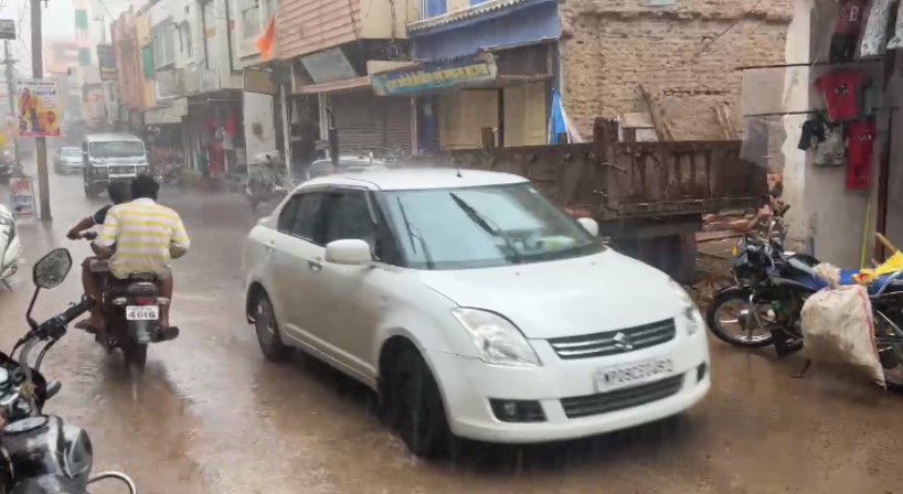 MP WEATHER UPDATE :  नौतपा के दूसरे दिन हुई झमाझम बारिश, लोगो को गर्मी से मिली राहत 