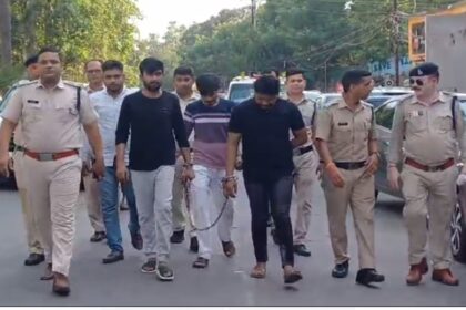 CG CRIME : युवक की बेरहमी से पिटाई करने वालों पर चला पुलिस का डंडा, आरोपियों का निकाला जुलूस 