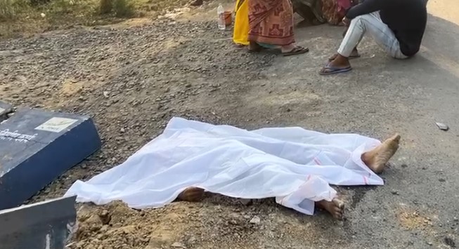 Raipur Big Breaking: राजधानी में बड़ा हादसा, अनियंत्रित होकर नाले में पलटा ऑटो, नाबालिग बच्ची की मौत…7 लोग घायल