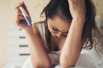 Causes Of Infertility: बांझपन के क्या हैं कारण ? महिला इस समस्या से कैसे पाए छुटकारा