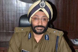 CG NEWS : बहाली का आदेश जारी होने के बाद IPS जीपी सिंह ने दी ज्वाइनिंग, जल्द मिल सकती है बड़ी जिम्मेदारी 