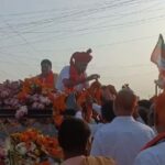 Lok Sabha Elections 2024 : बृजमोहन अग्रवाल ने अभनपुर और आरंग में किया रोड शो, कहा- भाजपा को वोट देंकर मोदी जी को तीसरी बार प्रधानमंत्री बनाना है
