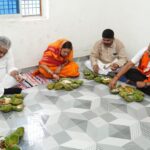 GRAND NEWS : ओडिशा में चुनाव प्रचार के दौरान बृजमोहन ने लिया पारम्परिक भोजन का स्वाद