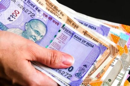 Investment Plans : भारत में इन चार स्कीम्स में करें निवेश, अच्छे रिटर्न के साथ मिल रहे ये शानदार फायदे