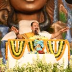 Pandit Pradeep Mishra In CG : जब पंडित प्रदीप मिश्रा ने कहा जय जोहार, जय छत्तीसगढ़...भोले नाथ के नारों से  गूंज उठा पंडाल, जब तक भगवान शिव छोली न भर दें तब तक दरवाजा छोडऩा मत- पंडित प्रदीप मिश्रा