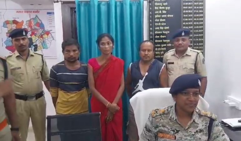 Chhattisgarh Crime News : पीड़ित महिला की बेटी ही निकली चोर, अपने साथियों के साथ मिलकर की थी 9 लाख की चोरी