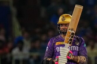 MI vs KKR IPL 2024 LIVE Score : पहले बल्लेबाजी करने उतरी KKR, 3 विकेट गिरे, स्कोर 37 रन