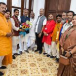 DELHI NEWS : संसद भवन में छत्तीसगढ़ के सांसदों के साथ मिले मुख्यमंत्री साय