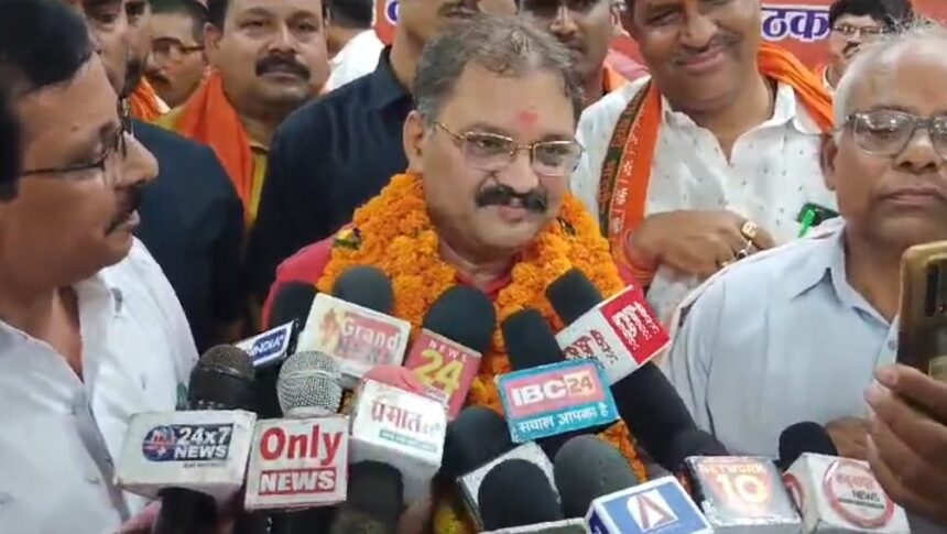 CG Lok Saha Election Result 2024: राजनांदगांव लोकसभा सीट में पूर्व CM भूपेश की हार, जीत के बाद भाजपा कार्यकर्ताओं में हर्ष का माहौल, जानिए संतोष पांडे ने क्या कहा 