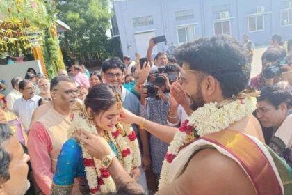 Venkatesh Iyer got married : क्रिकेटर वेंकटेश अय्यर ने श्रुती रघुनाथन से रचाई शादी, देखें फोटोज  