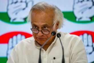 Jairam Ramesh : अमित शाह पर विवादित दावा करने के बाद बढ़ी कांग्रेस नेता जयराम रमेश की मुश्किलें, जवाब के लिए समय की मांग को चुनाव आयोग ने किया खारिज 